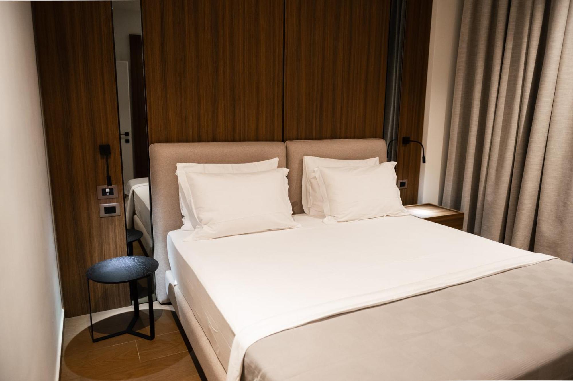Hotel Jost Caravel Radhimë Zewnętrze zdjęcie