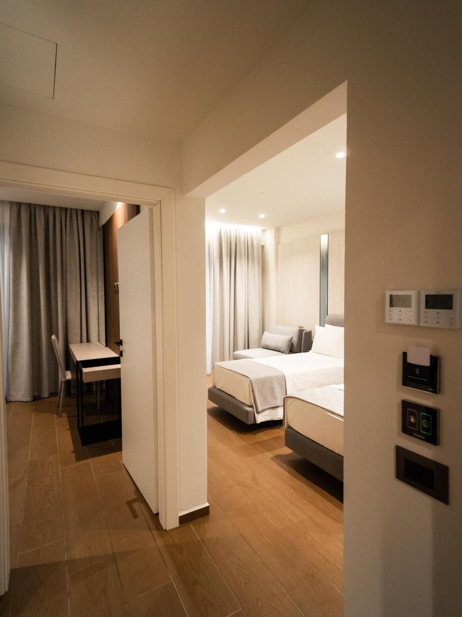 Hotel Jost Caravel Radhimë Zewnętrze zdjęcie
