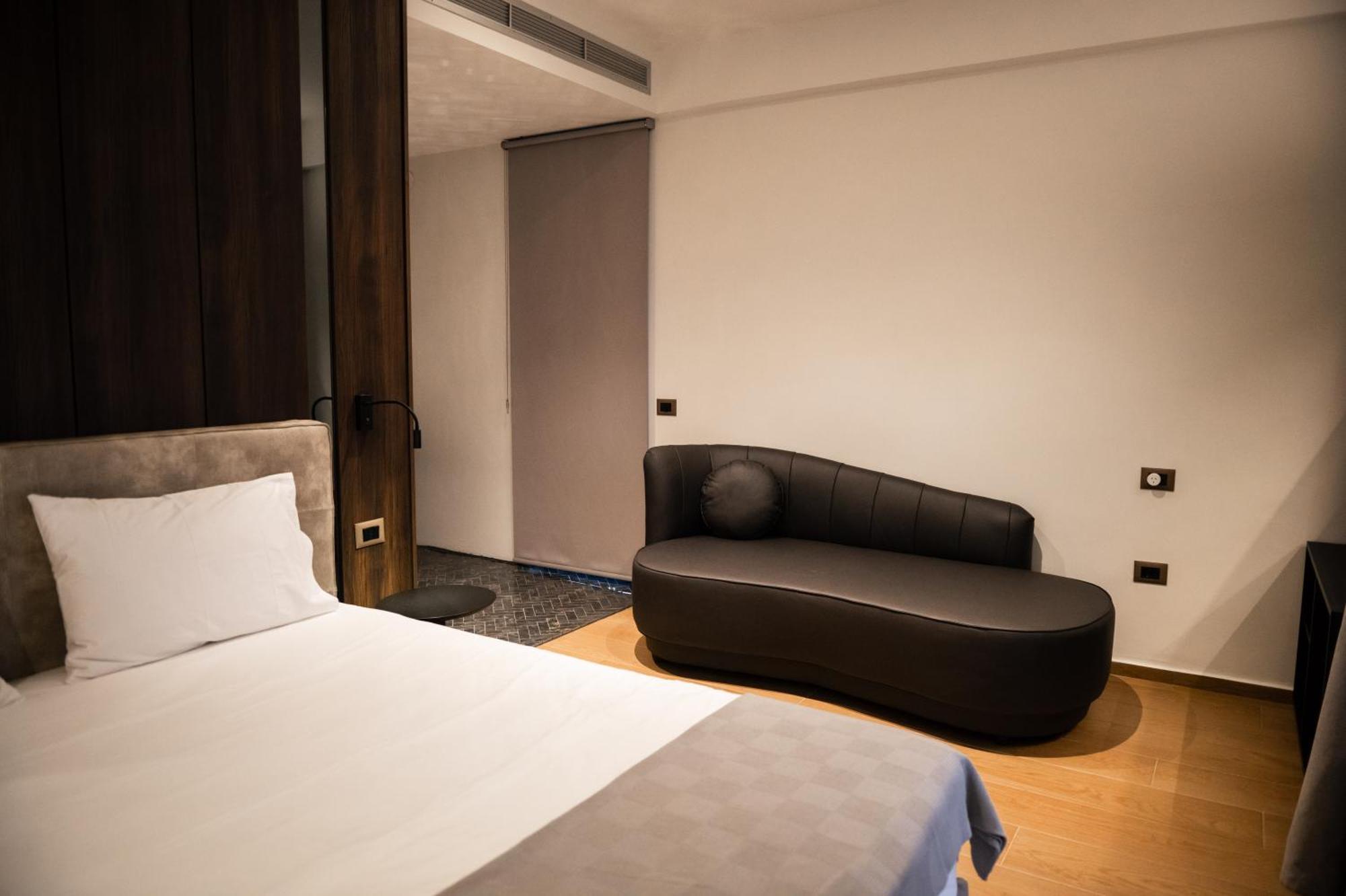 Hotel Jost Caravel Radhimë Zewnętrze zdjęcie
