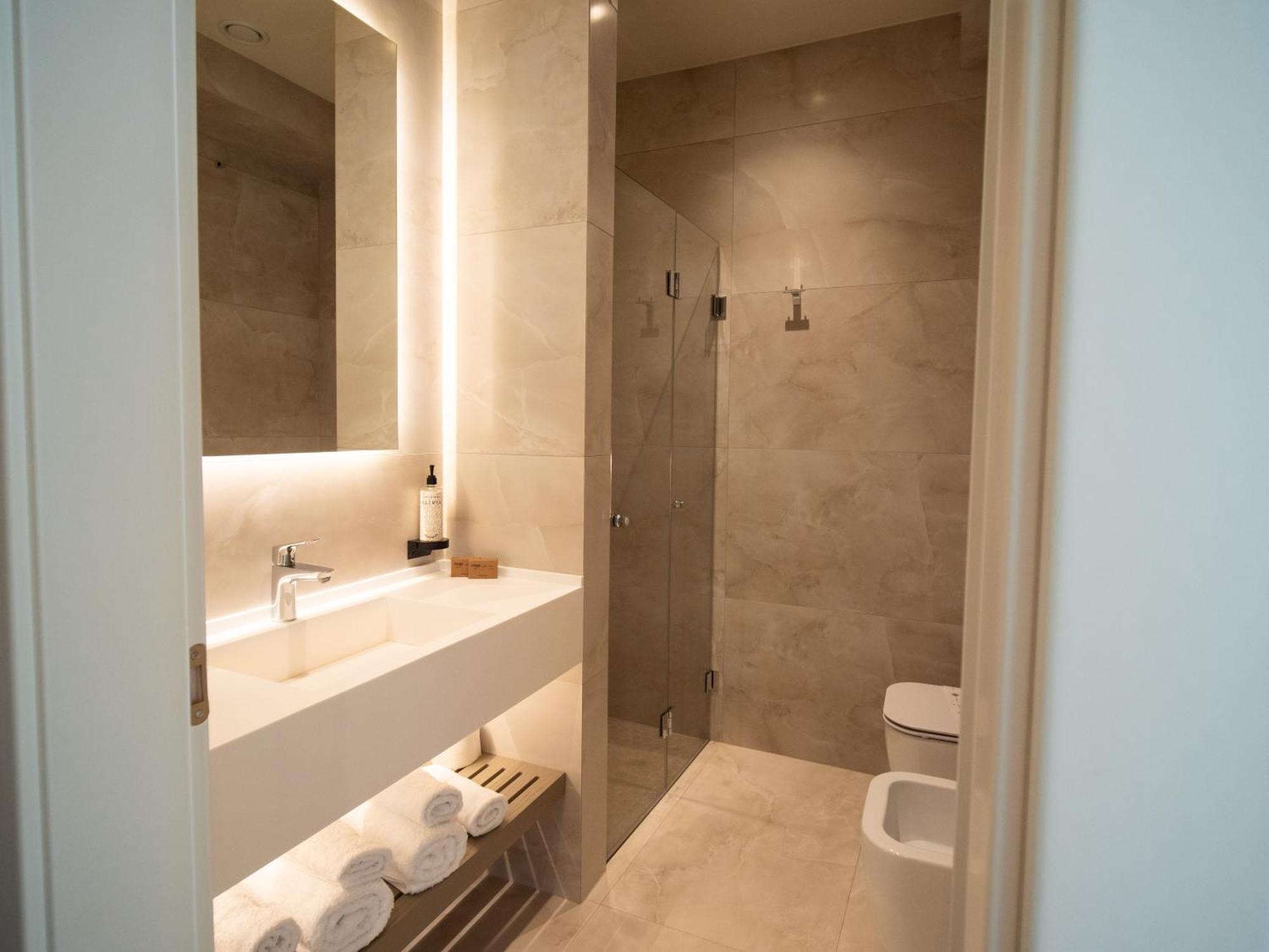 Hotel Jost Caravel Radhimë Zewnętrze zdjęcie