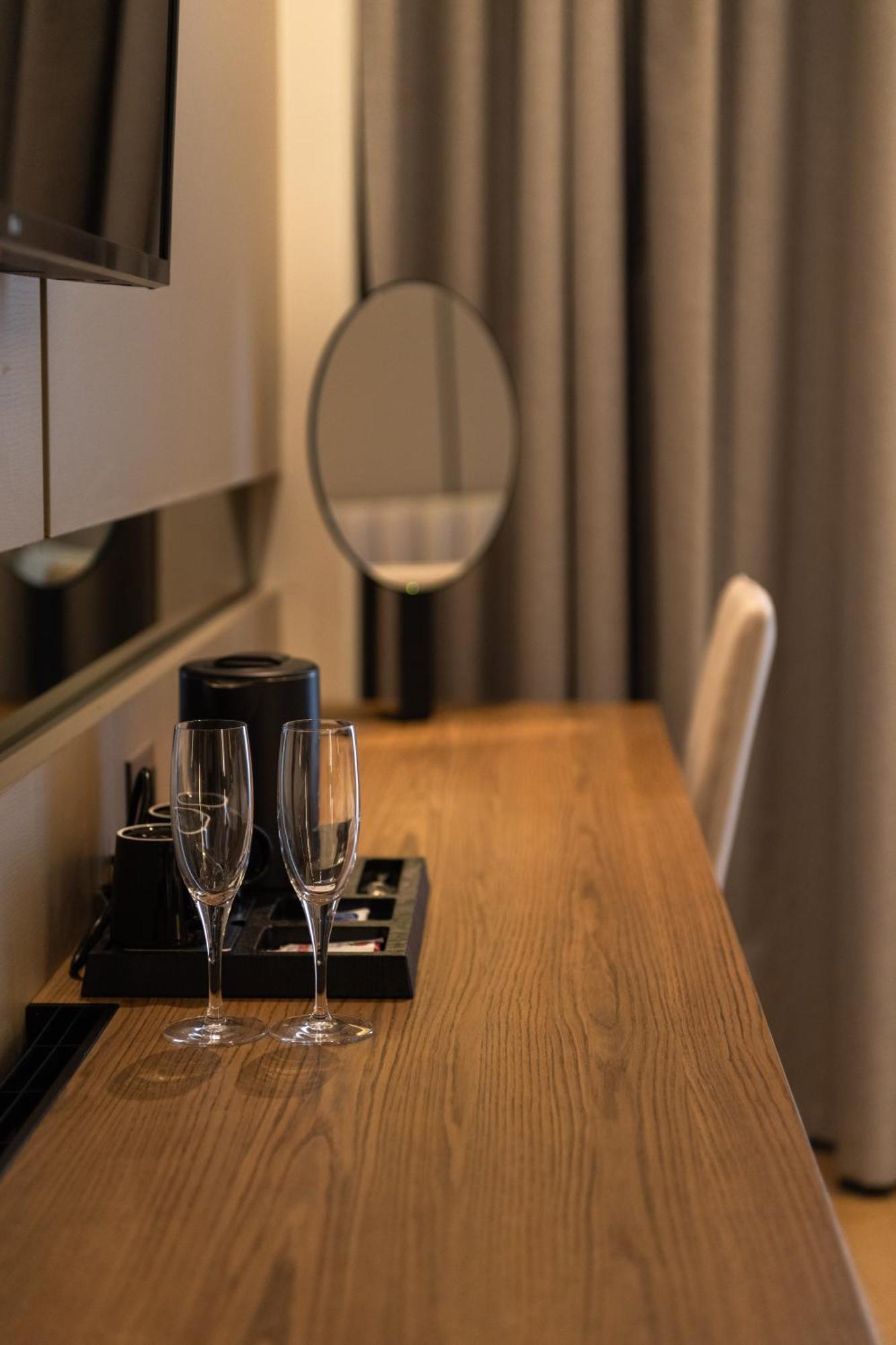Hotel Jost Caravel Radhimë Zewnętrze zdjęcie